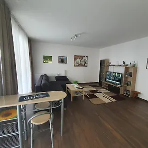  Apartment Park West - Free Parking